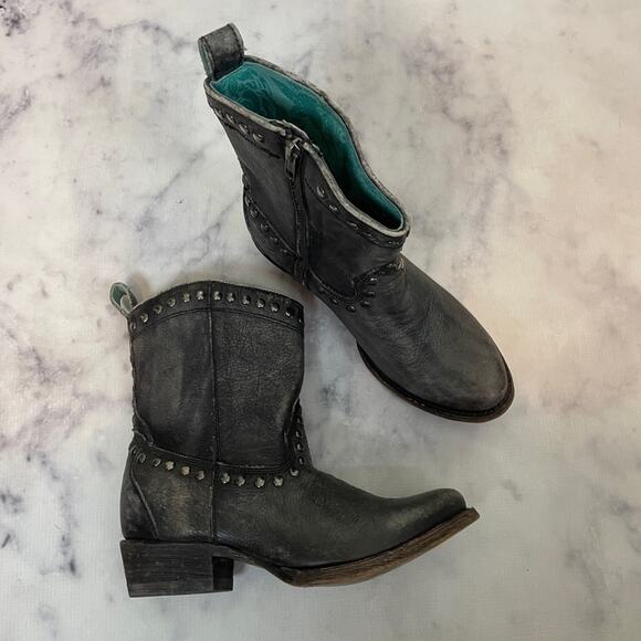 Corral Studded Western Leather Boots Distressed Short Cowboy Booties Sz 7 - Picture 9 of 9